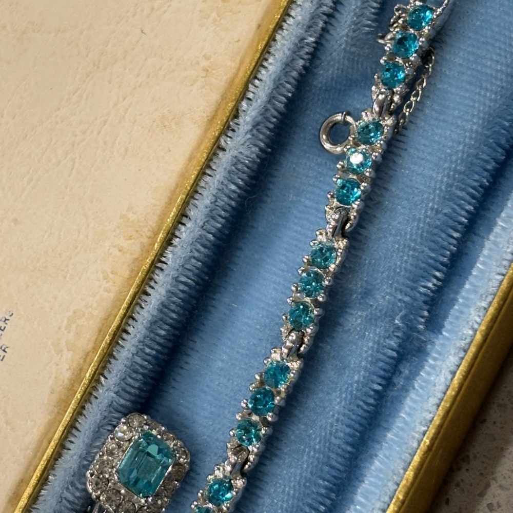Vintage Bogoff Bracelet & Earrings - Picture 10 of 12